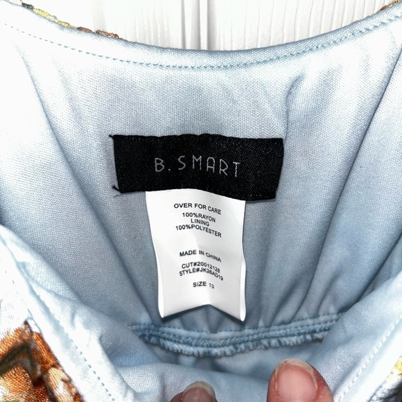 B. Smart NWT Light Blue Floral Sleeveless Mini Dress Juniors Size 13 - Picture 6 of 9